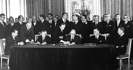 Signing of the Elysée Treaty