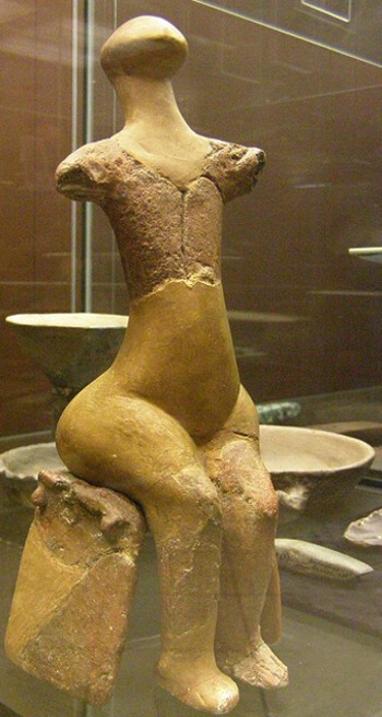 Figurka Wenus z Hradka w muzeum w Šuranach